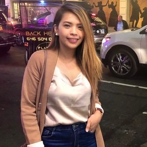 Meet your Posher, Chloe